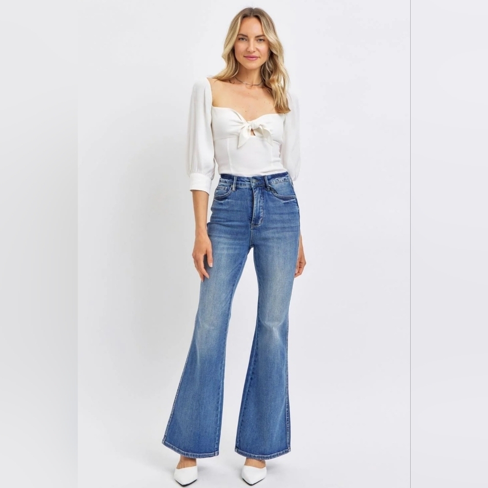 Judy Blue High Rise Tummy Control Contrast Wash Classic Flare Jeans 5/27 NEW